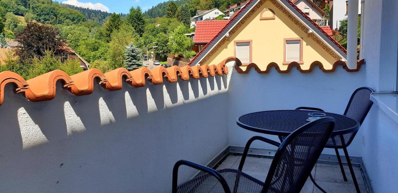 Apartmenthaus "Zum Lowen" Heidelberg - Ziegelhausen Exterior photo