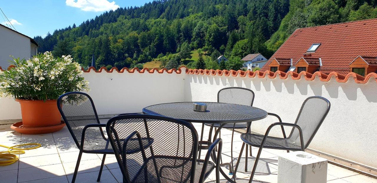 Apartmenthaus "Zum Lowen" Heidelberg - Ziegelhausen Exterior photo